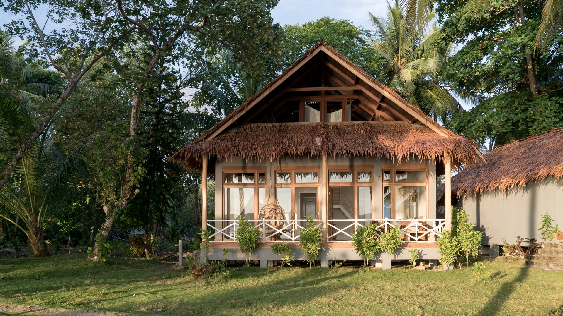 The coziest 4-guest villa - Mentawai Islands | Aloita Resort