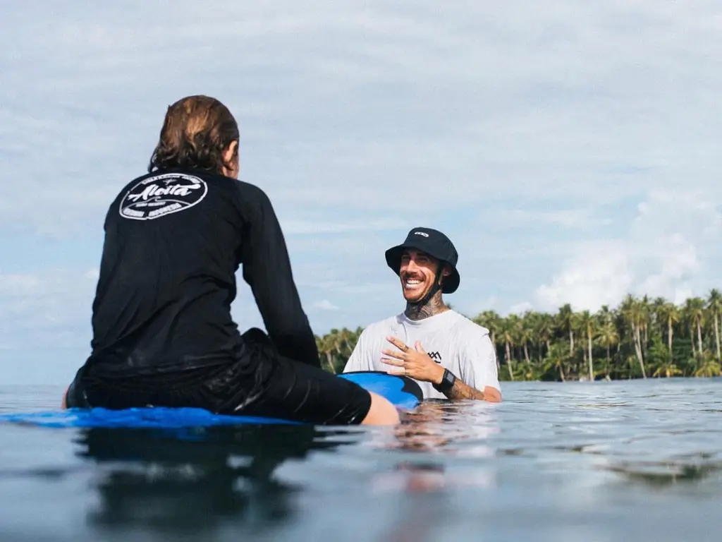 mentawai surf school certified surf instuctors