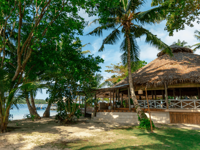 Beachfront relaxing at Aloita Resort